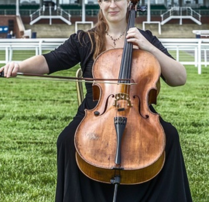 Leonie adams LT 1